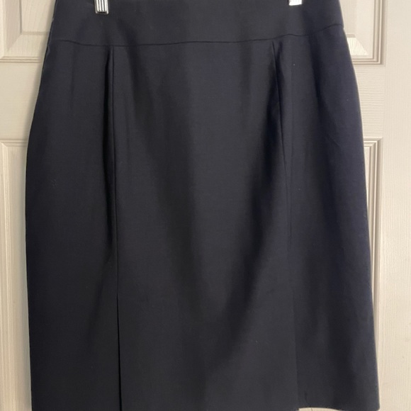Banana Republic Pencil Skirt - Picture 3 of 4
